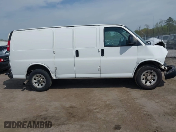 2013 Chevrolet Express Cargo Van with VIN 1GCSGAFX8D1118666, listed as a IAAI auction lot 42017323 with 341,443 mi miles. Bid and sale history available at carsss.com. Image 12.
