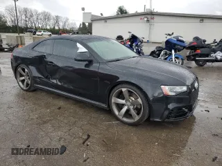 2014 Audi RS 5 z VIN WUAC6AFR6EA902406, wystawiony jako Copart lot #80918504 z przebiegiem 110 133 mil mil oraz Szkoda całkowita • Salvage title. Historia ofert i sprzedaży dostępna na DreamBid. Obrazek 4.
