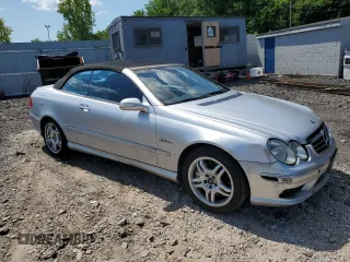 2004 Mercedes-Benz CLK 55 AMG with VIN WDBTK76G14T011421, listed as a Copart auction lot 65686025 with 135,399 mi miles and Salvage title. Bid and sale history available at DreamBid. Image 4.