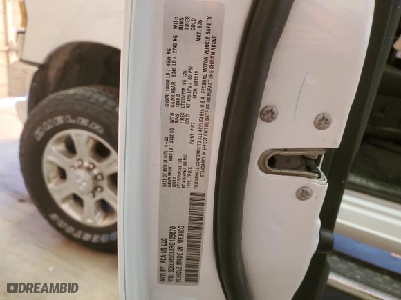 2024 Ram 2500 Big Horn with VIN 3C6UR5DL8RG105670, listed as a Copart auction lot 45803255 with 20,251 mi miles and Salvage Title. Bid and sale history available at carsss.com. Image 13.