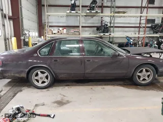 1996 Chevrolet Caprice Classic 1SA Special Value Pkg with VIN 1G1BL52PXTR177137, listed as a IAAI auction lot 41437962 with 1 mi miles. Bid and sale history available at carsss.com. Image 13.