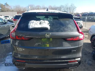 2025 Honda CR-V Sport Touring with VIN 2HKRS6H9XSH807901, listed as a IAAI auction lot 41172801 with 5,390 mi miles and . Bid and sale history available at DreamBid. Image 15.