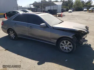 2013 Mercedes-Benz E-Class E 350 Luxury with VIN WDDHF5KB6DA724892, listed as a Copart auction lot 48944885 with 162,396 mi miles and Salvage Title. Bid and sale history available at carsss.com. Image 4.
