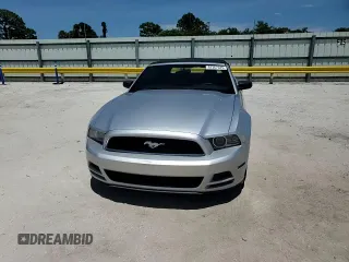 2014 Ford Mustang V6 with VIN 1ZVBP8EM6E5280254, listed as a Copart auction lot 61367625 with 81,346 mi miles and Salvage title. Bid and sale history available at DreamBid. Image 13.