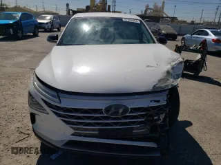 2019 Hyundai NEXO z VIN KM8J74A67KU001132, wystawiony jako Copart lot #67388984 z przebiegiem 45 040 mil mil oraz Szkody całkowita. Historia ofert i sprzedaży dostępna na DreamBid. Obrazek 5.