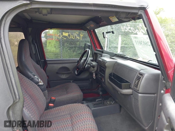 1999 Jeep Wrangler SE with VIN 1J4FY29P2XP459525, listed as a IAAI auction lot 42603011 with 258,297 mi miles and . Bid and sale history available at DreamBid. Image 5.