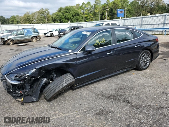 2021 Hyundai Sonata Hybrid Limited with VIN KMHL54JJ4MA032698, listed as a Copart auction lot 65783573 with 24,225 mi miles. Bid and sale history available at carsss.com. Image 1.