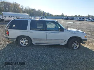 1998 Ford Explorer XL с VIN 1FMZU32E3WZB86901, выставлен на аукционе IAAI как лот 41808444 с пробегом 341 187 миль миль и . История ставок и продаж доступна на DreamBid. Изображение 13.