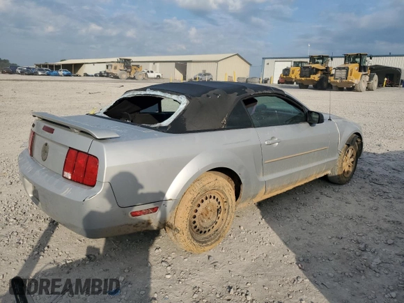 2006 Ford Mustang Standard with VIN 1ZVFT84N065226215, listed as a Copart auction lot 55126545 with 193,245 mi miles and Clean Title. Bid and sale history available at carsss.com. Image 3.