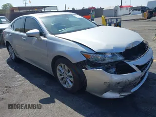 2013 Lexus ES 300h with VIN JTHBW1GG2D2022140, listed as a IAAI auction lot 42677307 with 133,630 mi miles and . Bid and sale history available at DreamBid. Image 1.
