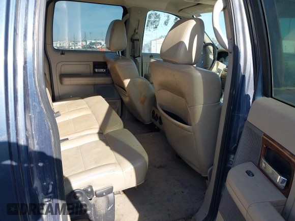 2006 Ford F-150 XLT z VIN 1FTPW14V56KD51329, wystawiony jako IAAI lot #42258454 z przebiegiem 266 152 mil mil oraz . Historia ofert i sprzedaży dostępna na DreamBid. Obrazek 8.