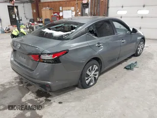2020 Nissan Altima S z VIN 1N4BL4BV6LC127358, wystawiony jako IAAI lot #41632354 z przebiegiem 116 244 mil mil oraz . Historia ofert i sprzedaży dostępna na DreamBid. Obrazek 4.