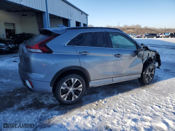 2022 Mitsubishi Eclipse Cross SE with VIN JA4ATWAA8NZ046890, listed as a Copart auction lot 87744385 with 29,246 mi miles and Salvage Title. Bid and sale history available at carsss.com. Image 3.