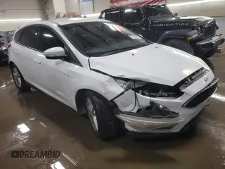 2015 Ford Focus SE with VIN 1FADP3K26FL223377, listed as a Copart auction lot 77973804 with 115,459 mi miles and Salvage Title. Bid and sale history available at carsss.com. Image 4.