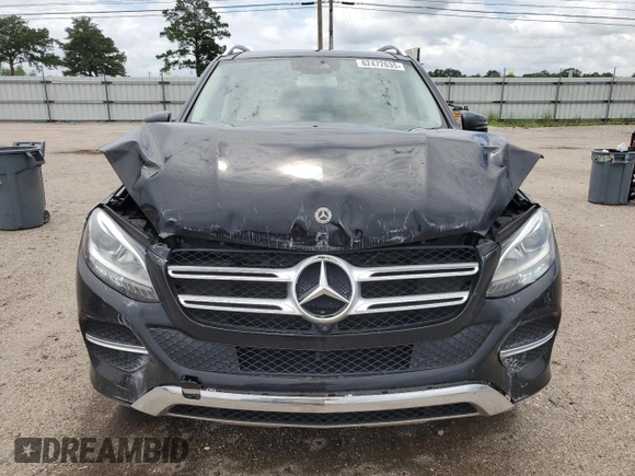 2018 Mercedes-Benz GLE 350 z VIN 4JGDA5JB3JB188302, wystawiony jako Copart lot #62472635 z przebiegiem 89 171 mil mil oraz Szkoda całkowita • Salvage title. Historia ofert i sprzedaży dostępna na DreamBid. Obrazek 5.