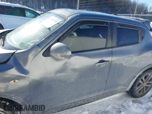 2011 Nissan Juke SL with VIN JN8AF5MV9BT023983, listed as a IAAI auction lot 41399178 with 161,157 mi miles. Bid and sale history available at carsss.com. Image 14.
