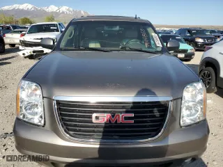 2014 GMC Yukon XL SLT with VIN 1GKS2KE7XER220161, listed as a Copart auction lot 54106865 with 169,583 mi miles and Salvage Title. Bid and sale history available at carsss.com. Image 5.