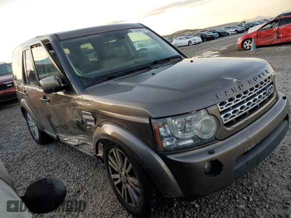 2011 Land Rover LR4 HSE с VIN SALAG2D48BA575459, выставлен на аукционе Copart как лот 84969554 с пробегом 145 368 миль миль и Списание • Salvage title. История ставок и продаж доступна на DreamBid. Изображение 4.