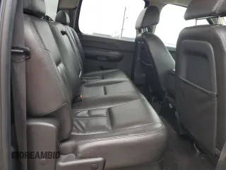 2010 Chevrolet Silverado 1500 1HY with VIN 3GCXKUEJ0AG131282, listed as a Copart auction lot 49652055 with 209,901 mi miles and Salvage Title. Bid and sale history available at DreamBid. Image 10.