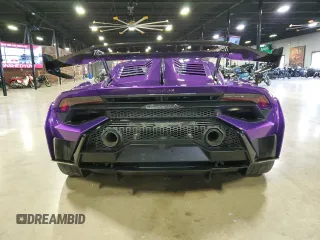 2023 Lamborghini Huracan z VIN ZHWUA6ZX7PLA21724, wystawiony jako Copart lot #78715274 z przebiegiem 1203 mil mil oraz Szkody całkowita. Historia ofert i sprzedaży dostępna na DreamBid. Obrazek 4.