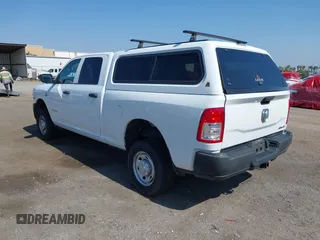 2022 Ram 2500 Tradesman с VIN 3C6UR5CL9NG222282, выставлен на аукционе IAAI как лот 42459340 с пробегом 39 616 миль миль и . История ставок и продаж доступна на DreamBid. Изображение 3.