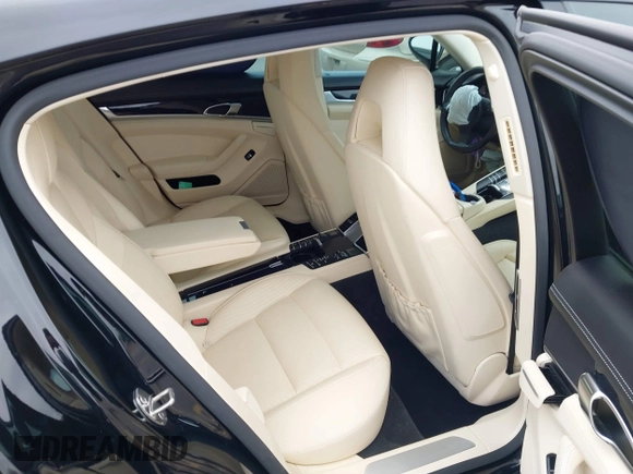 2015 Porsche Panamera 4 с VIN WP0AA2A70FL002802, выставлен на аукционе IAAI как лот 41303802 с пробегом 58 496 миль миль и . История ставок и продаж доступна на DreamBid. Изображение 8.