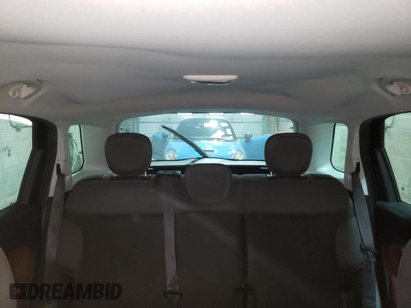 2014 FIAT 500L Trekking with VIN ZFBCFADH1EZ010513, listed as a Copart auction lot 60489095 with 129,990 mi miles and Salvage title. Bid and sale history available at DreamBid. Image 10.