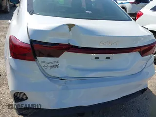 2022 Kia Forte LXS z VIN 3KPF24AD1NE479654, wystawiony jako IAAI lot #41950997 z przebiegiem 71 168 mil mil oraz . Historia ofert i sprzedaży dostępna na DreamBid. Obrazek 6.