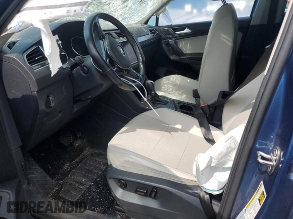 2018 Volkswagen Tiguan SEL with VIN 3VV3B7AX4JM006010, listed as a Copart auction lot 61416365 with 52,483 mi miles and Salvage title. Bid and sale history available at DreamBid. Image 7.