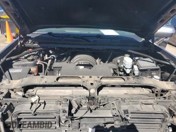 2018 Chevrolet Silverado 1500 LT with VIN 3GCUKREC3JG563639, listed as a Copart auction lot 46690685 with 182,966 mi miles and Salvage Title. Bid and sale history available at carsss.com. Image 11.