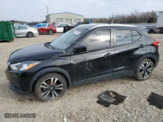 2020 Nissan Kicks SV with VIN 3N1CP5CV1LL527374, listed as a Copart auction lot 43770285 with 107,443 mi miles and Salvage Title. Bid and sale history available at carsss.com. Image 1.