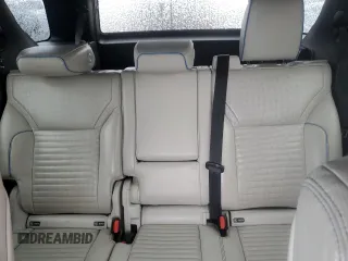 2018 Land Rover Discovery HSE Luxury with VIN SALRT2RK6JA062392, listed as a Copart auction lot 43828955 with 145,944 mi miles and Clean Title. Bid and sale history available at DreamBid. Image 10.