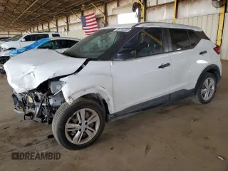2020 Nissan Kicks S z VIN 3N1CP5BV2LL511380, wystawiony jako Copart lot #58762325 z przebiegiem 141 904 mil mil oraz Czysty tytuł • Clean title. Historia ofert i sprzedaży dostępna na DreamBid. Obrazek 1.