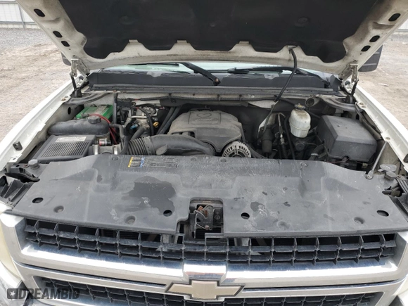 2007 Chevrolet Silverado 2500HD Work Truck with VIN 1GBHC29K57E509173, listed as a Copart auction lot 46667185 with 377,817 mi miles and Salvage Title. Bid and sale history available at carsss.com. Image 11.