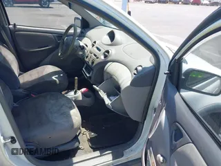 2000 Toyota ECHO with VIN JTDBT123XY0016327, listed as a IAAI auction lot 41988718 with 231,561 mi miles and . Bid and sale history available at DreamBid. Image 5.