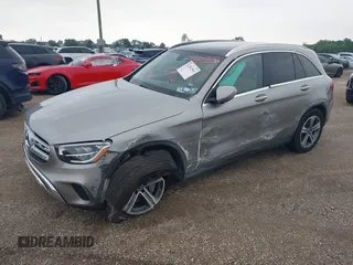 2021 Mercedes-Benz GLC 300 with VIN W1N0G8DB5MV297726, listed as a IAAI auction lot 42202541 with 39,251 mi miles and . Bid and sale history available at DreamBid. Image 2.