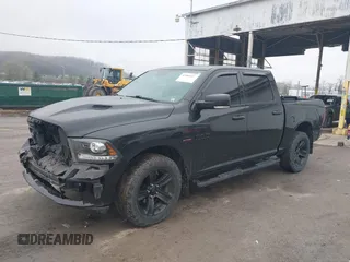 2016 Ram 1500 Sport z VIN 1C6RR7MTXGS211299, wystawiony jako IAAI lot #42006622 z przebiegiem 118 671 mil mil oraz . Historia ofert i sprzedaży dostępna na DreamBid. Obrazek 17.