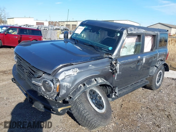 2022 Ford Bronco with VIN 1FMEE5DP0NLB85017, listed as a IAAI auction lot 41932975 with 22,514 mi miles. Bid and sale history available at carsss.com. Image 17.
