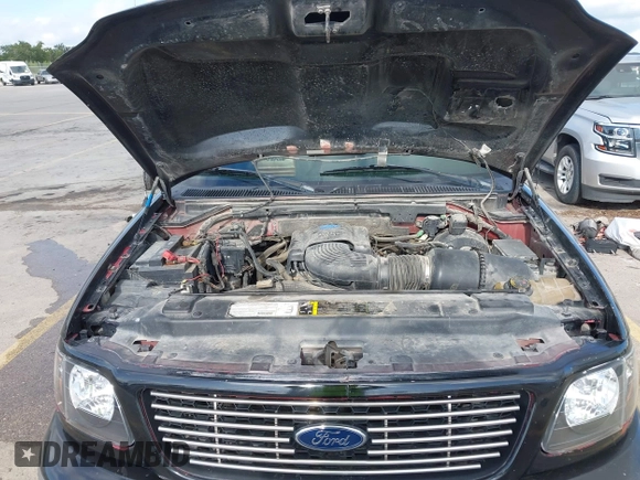 2003 Ford F-150 XLT with VIN 1FTRW07673KD87283, listed as a IAAI auction lot 42687687 with 339,160 mi miles and . Bid and sale history available at DreamBid. Image 10.