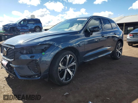 2023 Volvo XC60 Ultimate Dark Theme z VIN YV4L12RX3P1204962, wystawiony jako Copart lot #41122214 z przebiegiem 13 002 mil mil oraz . Historia ofert i sprzedaży dostępna na DreamBid. Obrazek 1.
