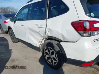 2023 Subaru Forester Premium с VIN JF2SKADC2PH472906, выставлен на аукционе IAAI как лот 41804166 с пробегом 12 294 миль миль и . История ставок и продаж доступна на DreamBid. Изображение 14.