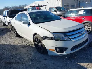 2011 Ford Fusion SEL z VIN 3FAHP0JA6BR150032, wystawiony jako IAAI lot #41651085 z przebiegiem 233 131 mil mil oraz . Historia ofert i sprzedaży dostępna na DreamBid. Obrazek 1.