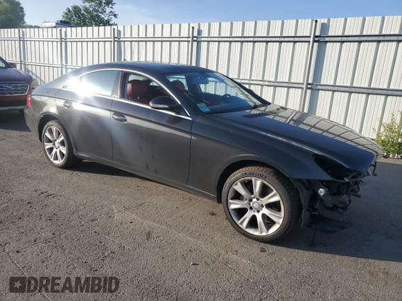 2008 Mercedes-Benz CLS 550 с VIN WDDDJ72X18A132830, выставлен на аукционе Copart как лот 61758465 с пробегом 80 243 миль миль и Чистый • Clean title. История ставок и продаж доступна на DreamBid. Изображение 4.