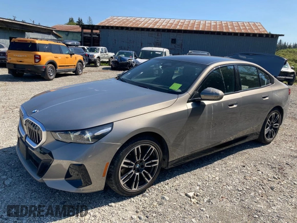 2024 BMW 5 Series 530i xDrive with VIN WBA53FJ00RCS35232, listed as a Copart auction lot 48305955 with 23,728 mi miles and Clean Title. Bid and sale history available at carsss.com. Image 1.