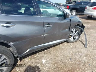 2023 Nissan Murano SV z VIN 5N1AZ2BJ6PC140912, wystawiony jako IAAI lot #42684601 z przebiegiem 52 272 mil mil oraz . Historia ofert i sprzedaży dostępna na DreamBid. Obrazek 19.