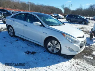 2015 Hyundai Sonata Hybrid Limited with VIN KMHEC4A41FA135590, listed as a IAAI auction lot 41274182 with 125,391 mi miles. Bid and sale history available at carsss.com. Image 1.