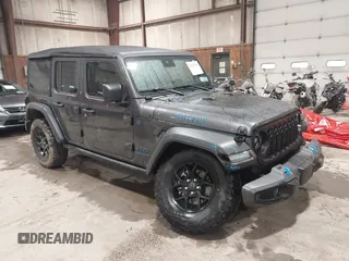 2024 Jeep Wrangler Sport S with VIN 1C4RJXN64RW162895, listed as a IAAI auction lot 42217515 with 8,442 mi miles and . Bid and sale history available at DreamBid. Image 1.