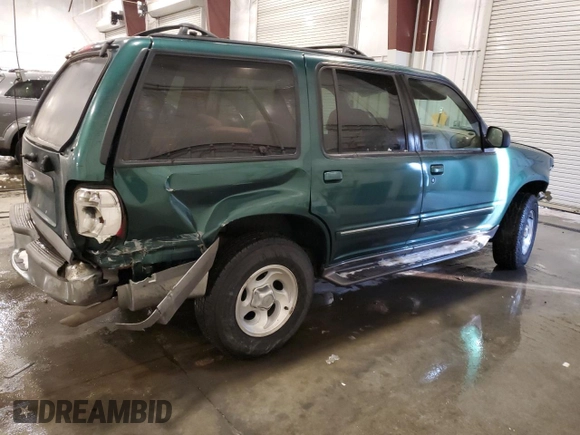 2001 Ford Explorer XLT with VIN 1FMZU63E71ZA80010, listed as a Copart auction lot 88068715 with 112,239 mi miles and Salvage title. Bid and sale history available at DreamBid. Image 3.