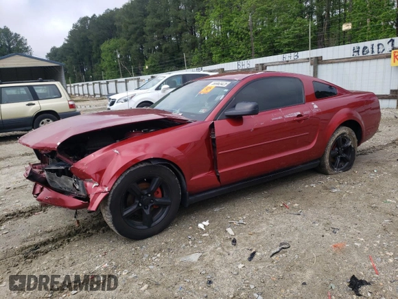 2005 Ford Mustang Deluxe with VIN 1ZVFT80N355197524, listed as a Copart auction lot 56963425 with 262,048 mi miles and Salvage title. Bid and sale history available at DreamBid. Image 1.