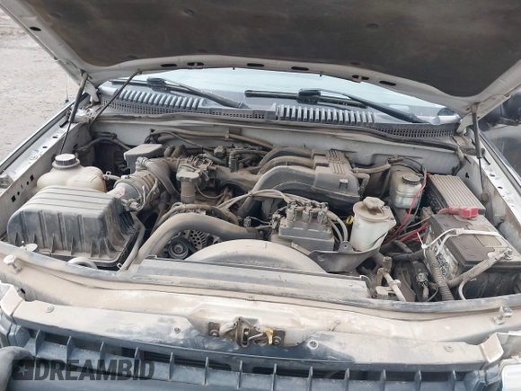 2005 Ford Explorer XLS with VIN 1FMZU62K55UB39520, listed as a IAAI auction lot 41641575 with 81,807 mi miles and . Bid and sale history available at DreamBid. Image 10.